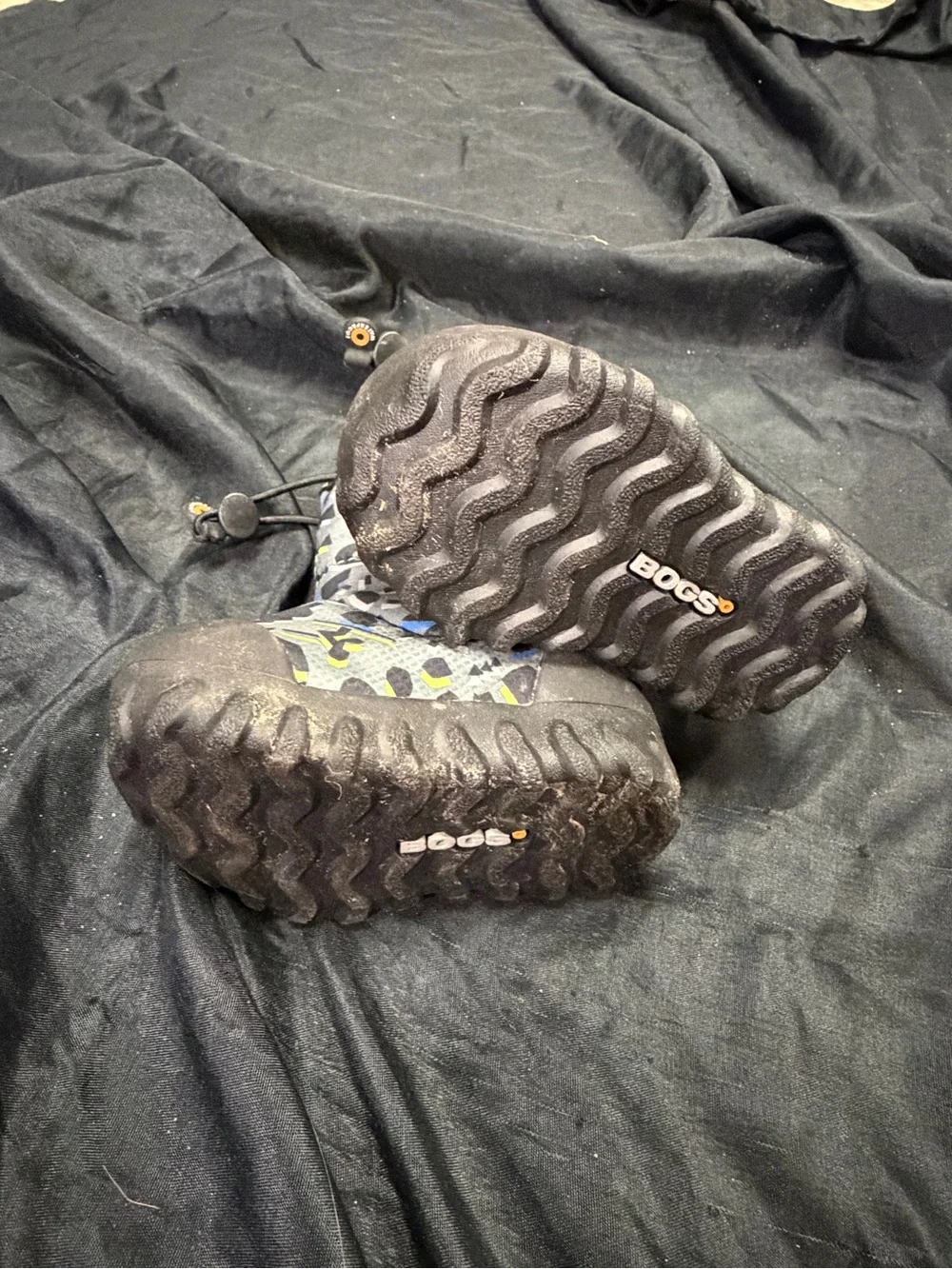 Bogs Kids Gray, Black, Blue & Yellow Patterned Winter Boots
